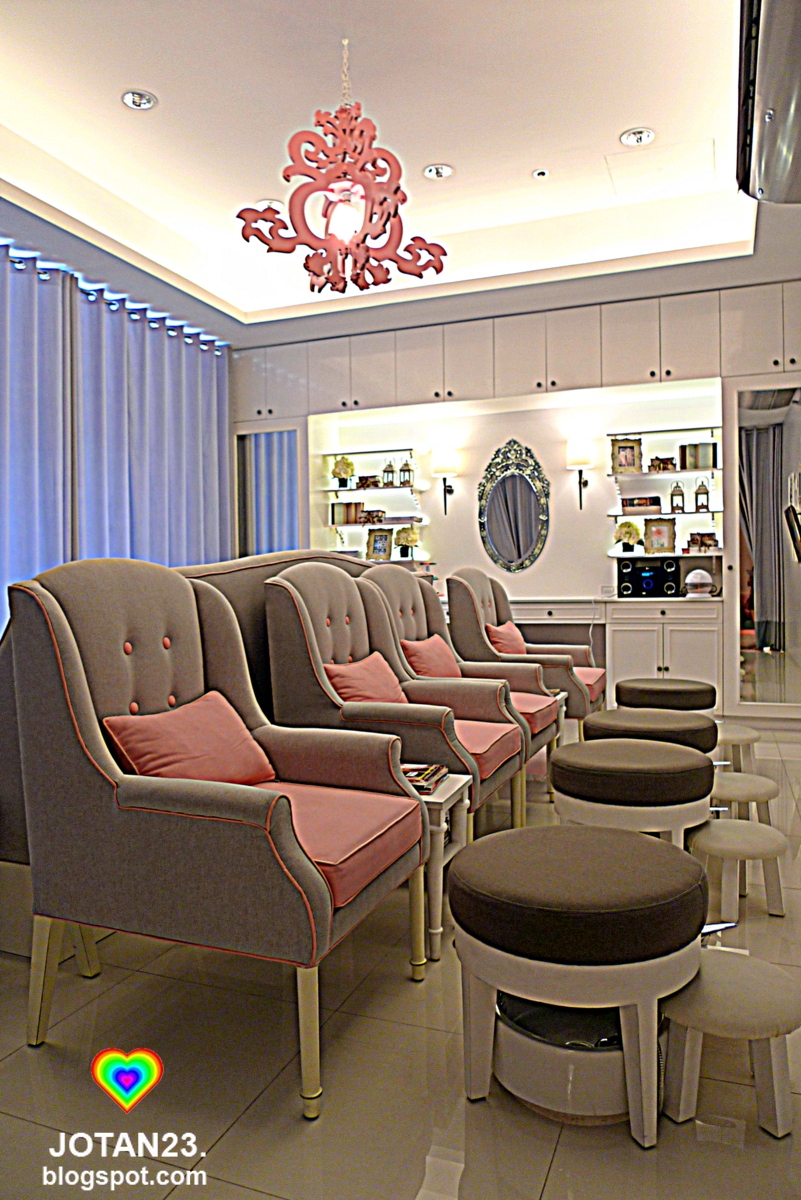  Nail and Dry Bar - The Most Glamorous Nail Salon in Metro Manila